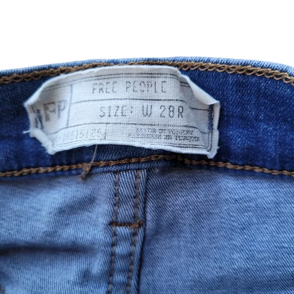 Free People Shark Bite Raw Hem Distressed Skinny Jeans - Picture 4 of 5